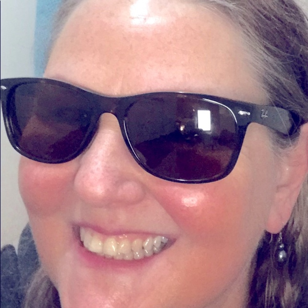 Meet your Posher, Rebecca